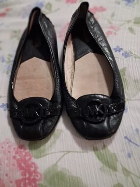 Michael Kors Black Leather Ballet Flats